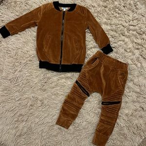 Posh Kiddos, Camel/Black colored Jacket & Jogger pant Corduroy set, size 2T